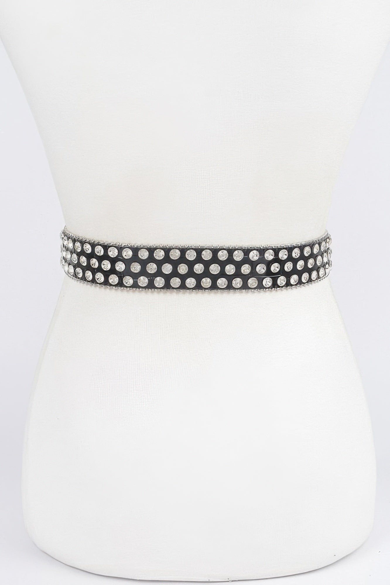 Ceinture cloutée en métal et pierres multiples