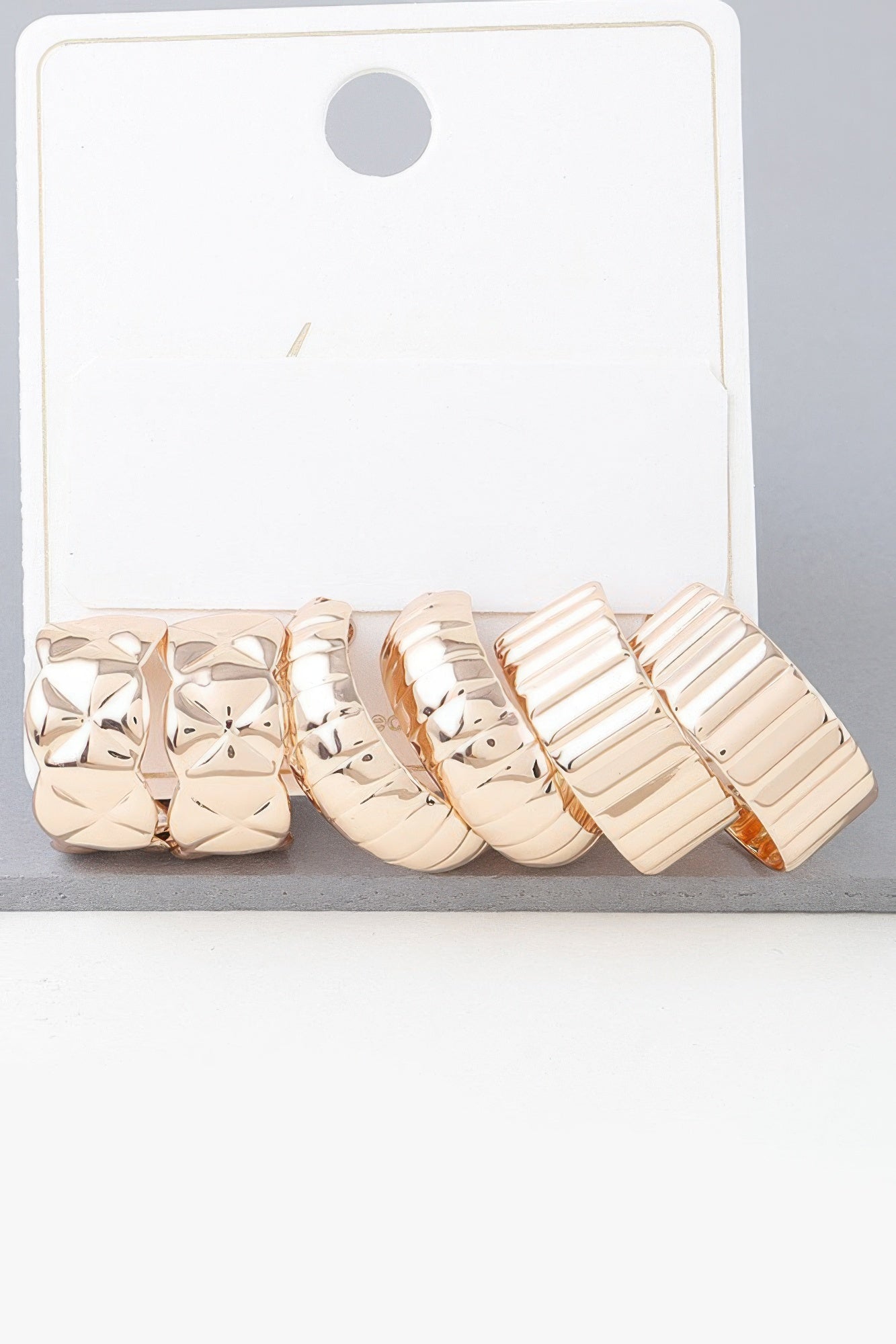 Ensemble de boucles d'oreilles créoles matelassées multiples
