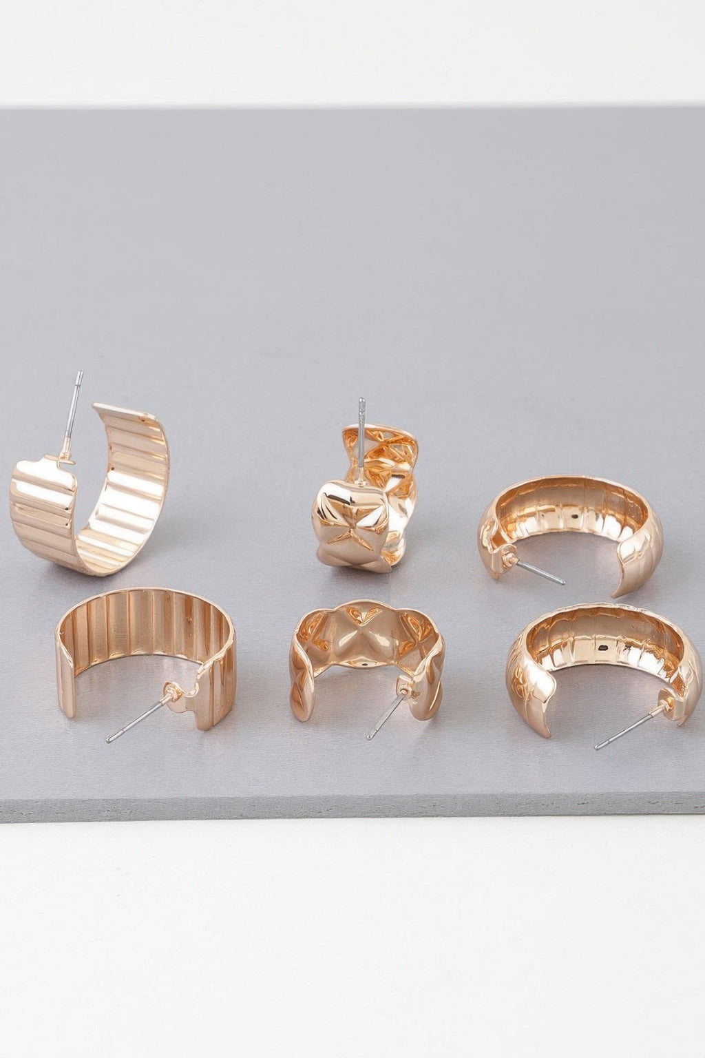 Ensemble de boucles d'oreilles créoles matelassées multiples