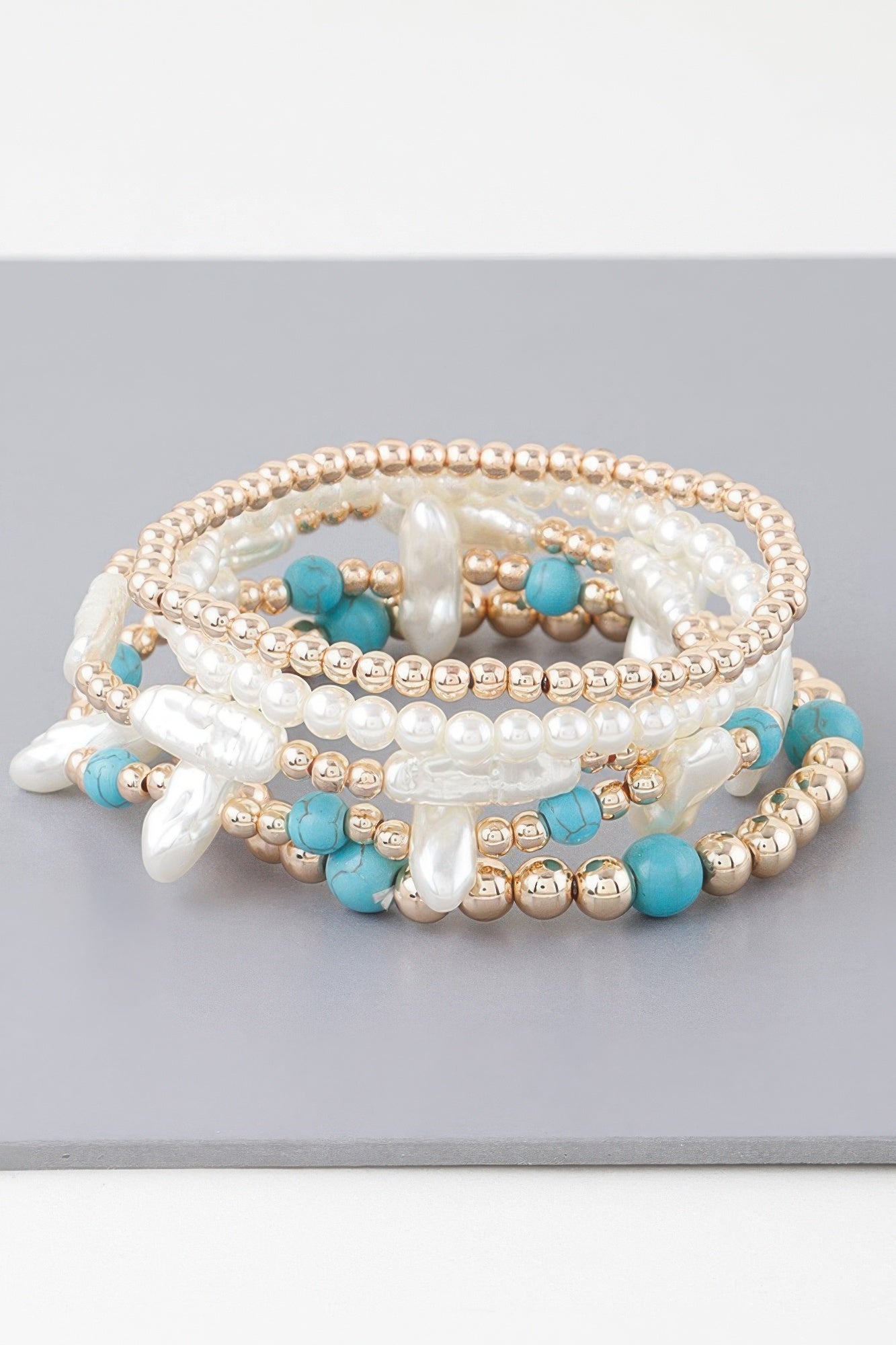 Bracelet perlé multi-pierres et perles