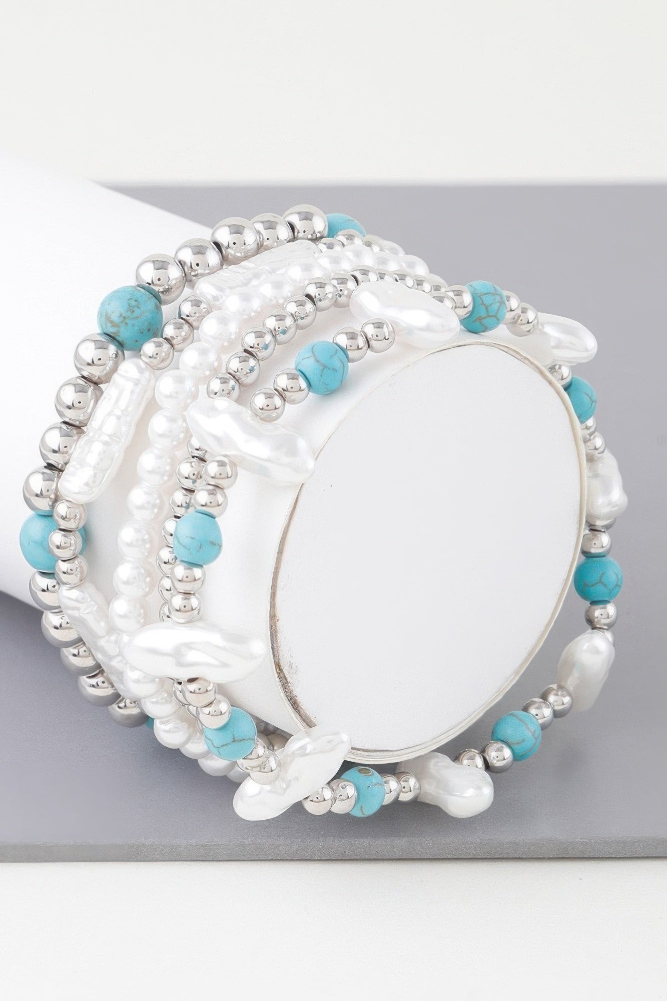 Bracelet perlé multi-pierres et perles