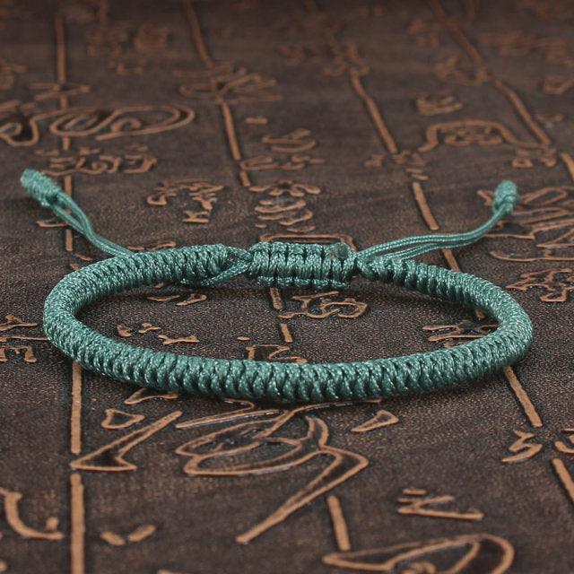 Bracelet Tressé Fait Main à Nœud Porte-Bonheur Fil Rouge Protection Ajustable Unisexe