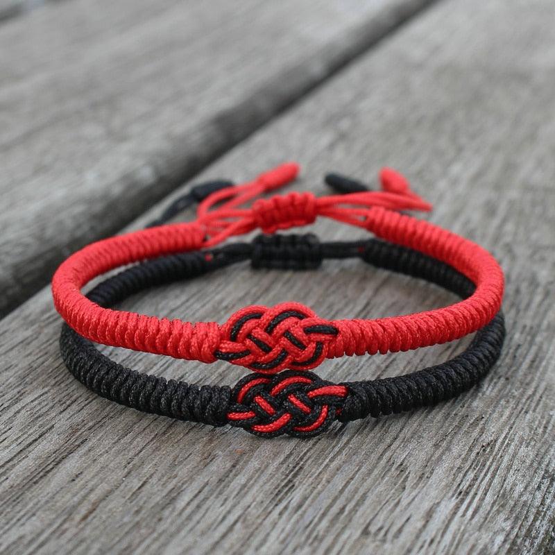 Bracelet Tressé Fait Main à Nœud Porte-Bonheur Fil Rouge Protection Ajustable Unisexe