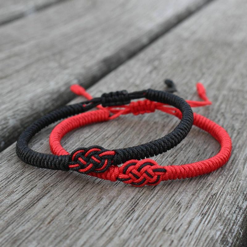 Bracelet Tressé Fait Main à Nœud Porte-Bonheur Fil Rouge Protection Ajustable Unisexe