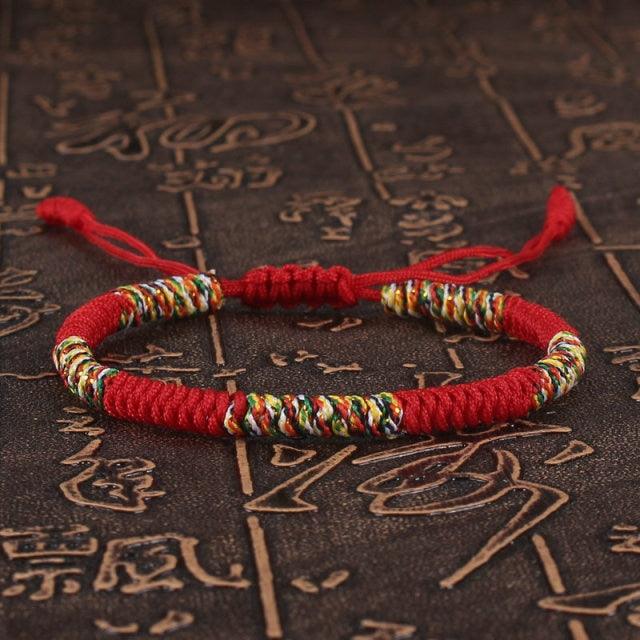 Bracelet Tressé Fait Main à Nœud Porte-Bonheur Fil Rouge Protection Ajustable Unisexe
