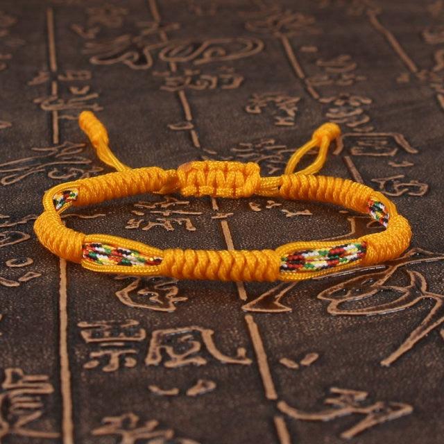 Bracelet Tressé Fait Main à Nœud Porte-Bonheur Fil Rouge Protection Ajustable Unisexe