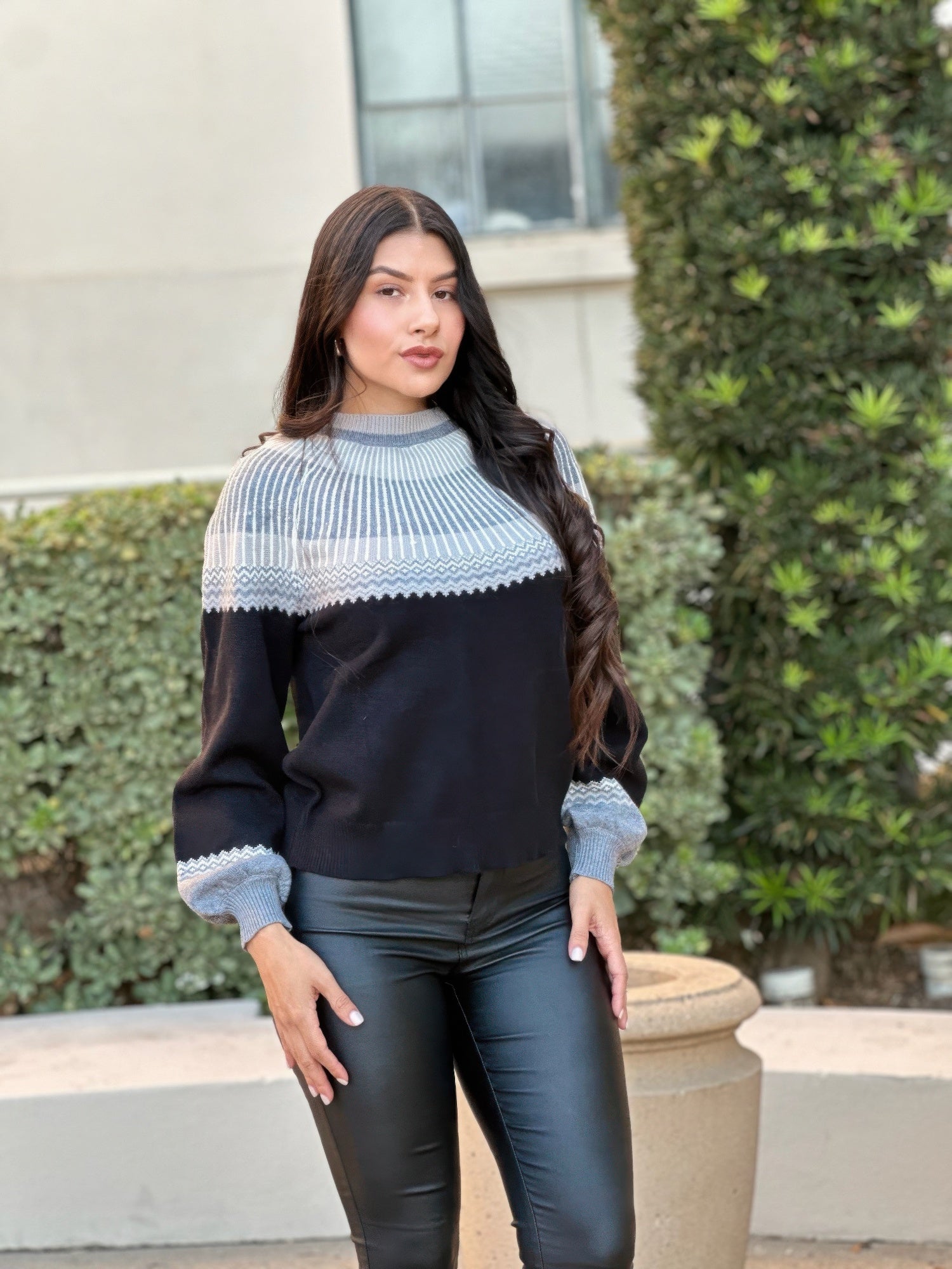 Pull en maille color block neutre