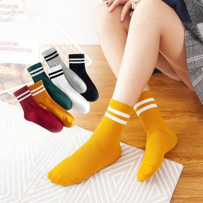 Nouveau lot de 5 paires/couleurs mélangées Chaussettes courtes de sport d'été mode drôle sous-vêtements femme chaussettes respirantes en coton peigné pur doux pour hommes et femmes