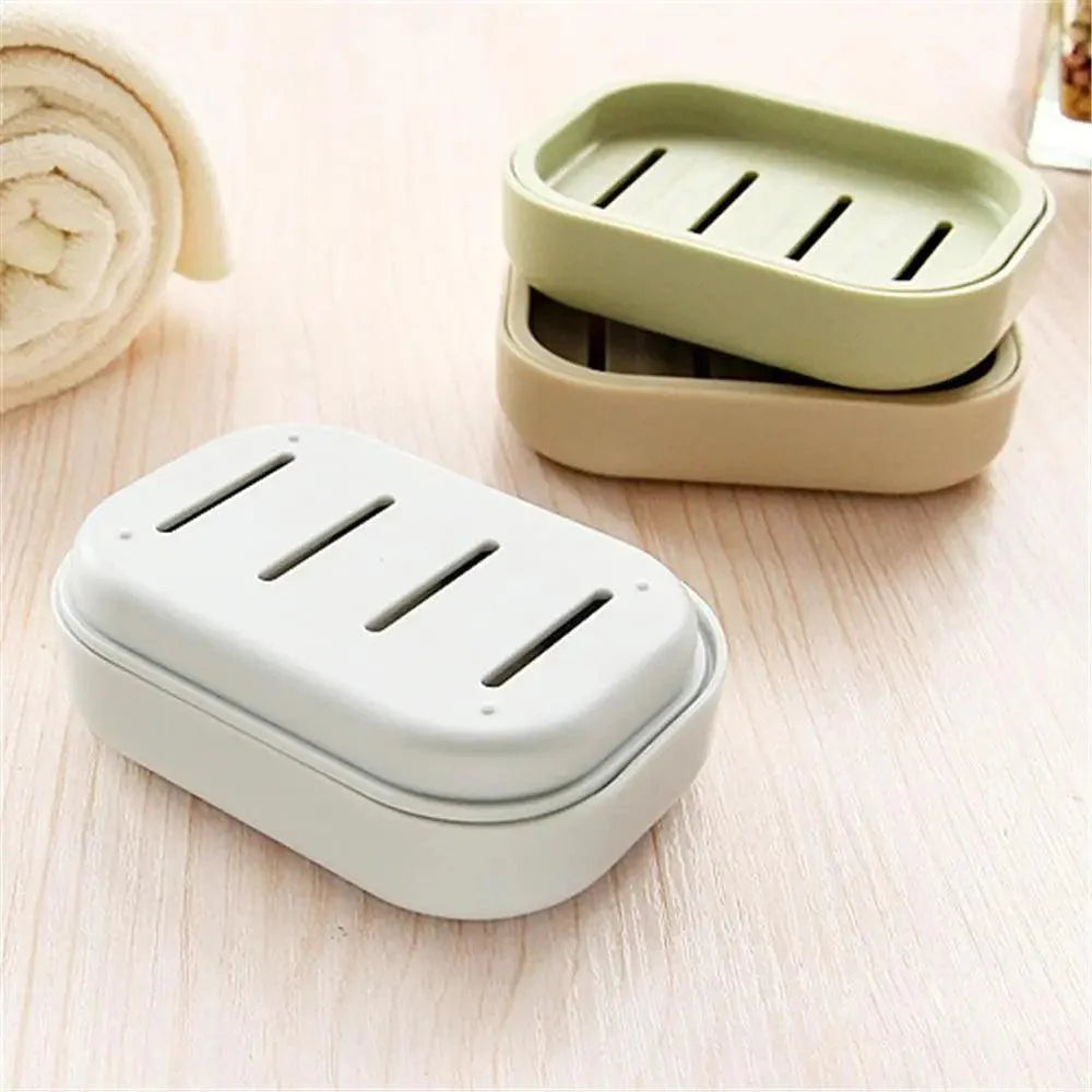 Nouvelle boîte à savon en plastique avec distributeur, porte-savon, étui à plat pour salle de bain, douche, voyage, randonnée, boîte à savon de couleur aléatoire