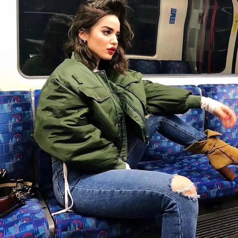 Nouveau design classique automne hiver, courtes vestes vertes pour femmes, blouson aviateur zippé à manches longues, manteau pour femme