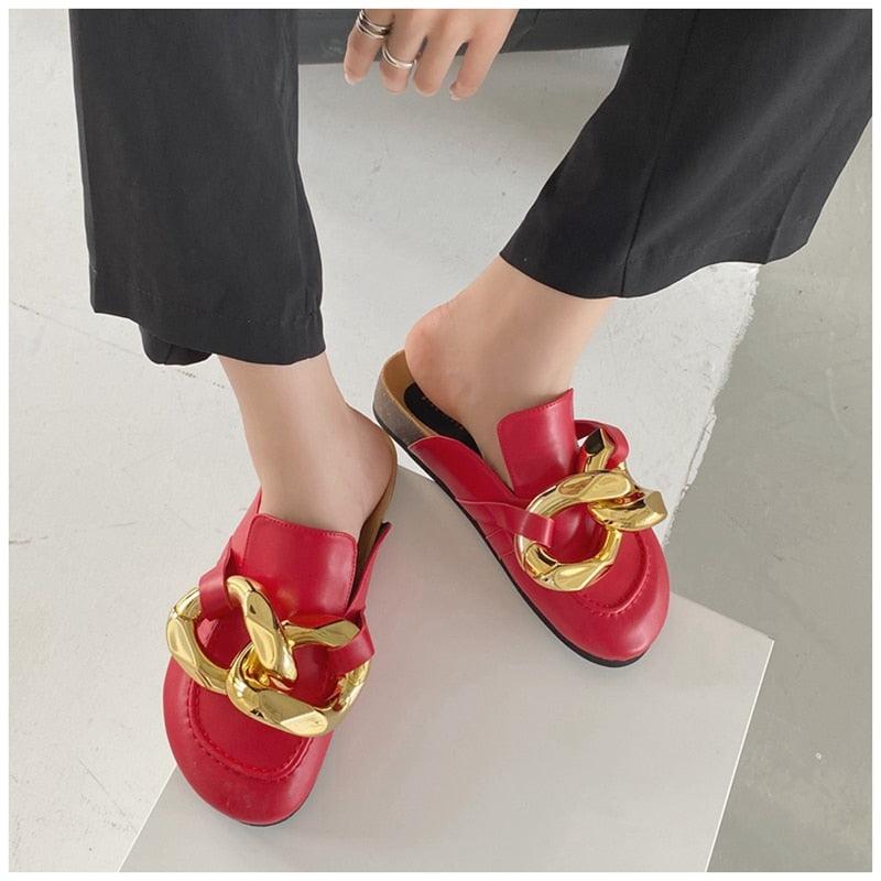 Chaîne en or Femme Pantoufle Bout fermé Chaussures mules à enfiler Bout rond Talons bas Tongs décontractées Sandales plates à enfiler Sandales à enfiler élégantes Mules Talons Chaussons