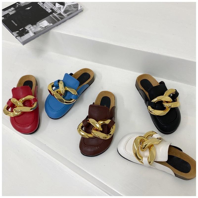 Chaîne en or Femme Pantoufle Bout fermé Chaussures mules à enfiler Bout rond Talons bas Tongs décontractées Sandales plates à enfiler Sandales à enfiler élégantes Mules Talons Chaussons