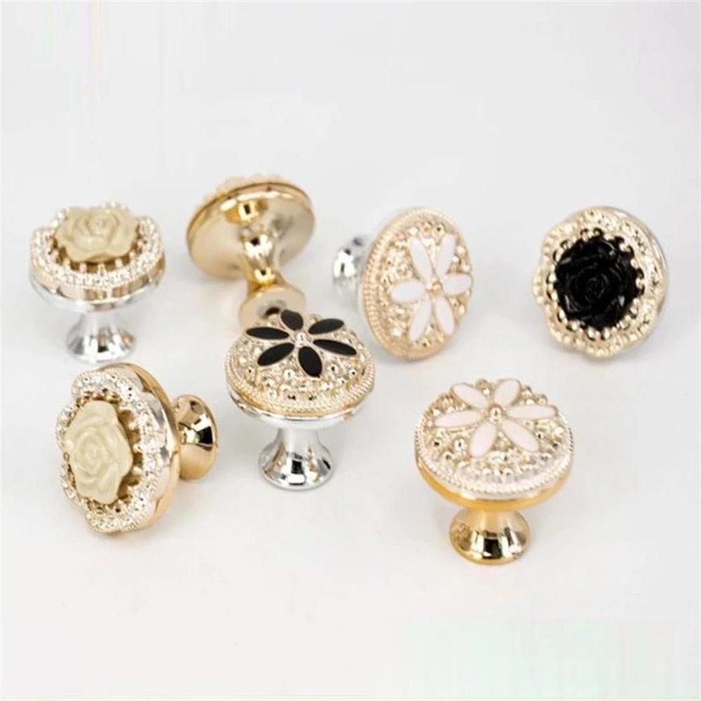 Nouvelles poignées de porte Poignées de meubles Poignée de table basse Bouton de tiroir et d'armoire Accessoires de meubles de cuisine Boutons d'armoire Boutons de tiroir fleur Poignées