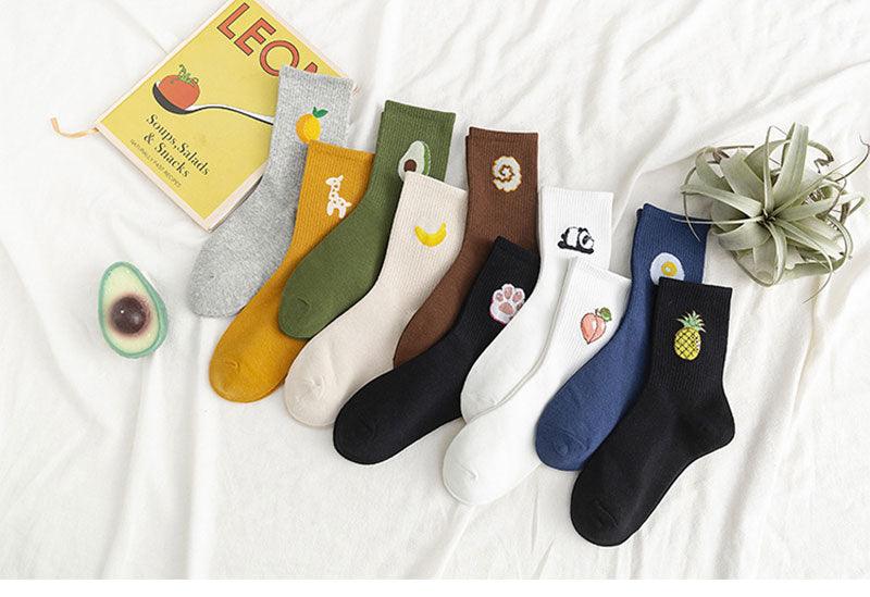 Nouvelles Chaussettes Élégantes en Coton Respirant Imprimé Fruits Chaussettes Amusantes Unisexes Couleurs Bonbon Harajuku Chaussettes Décontractées en Coton Pour Hommes et Femmes
