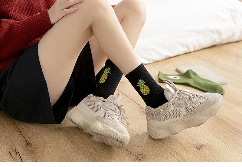 Nouvelles Chaussettes Élégantes en Coton Respirant Imprimé Fruits Chaussettes Amusantes Unisexes Couleurs Bonbon Harajuku Chaussettes Décontractées en Coton Pour Hommes et Femmes