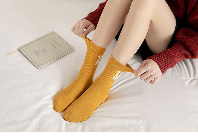Nouvelles Chaussettes Élégantes en Coton Respirant Imprimé Fruits Chaussettes Amusantes Unisexes Couleurs Bonbon Harajuku Chaussettes Décontractées en Coton Pour Hommes et Femmes