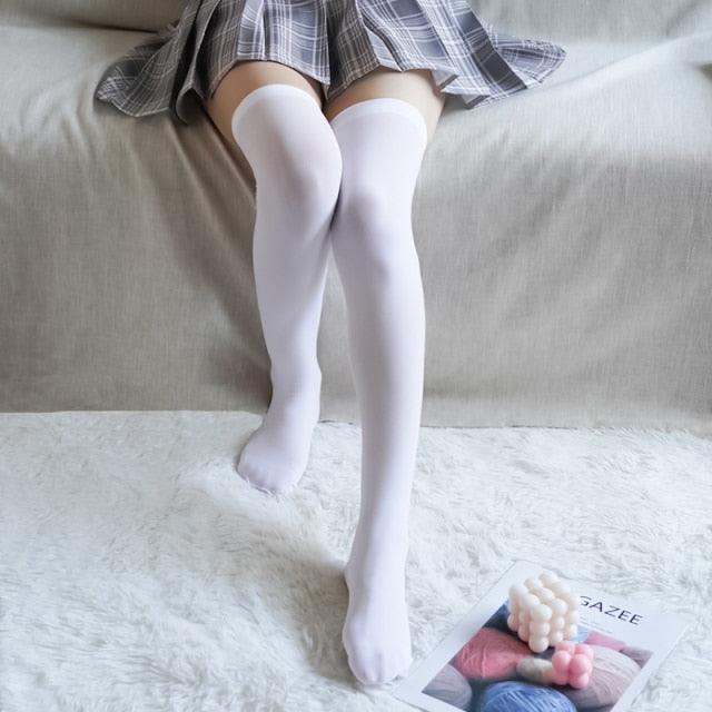 Nouvelles Chaussettes Hautes Cuisse en Velours Uni Douces et Flexibles, Chaussettes Longues Montantes au-dessus du Genou pour Femmes