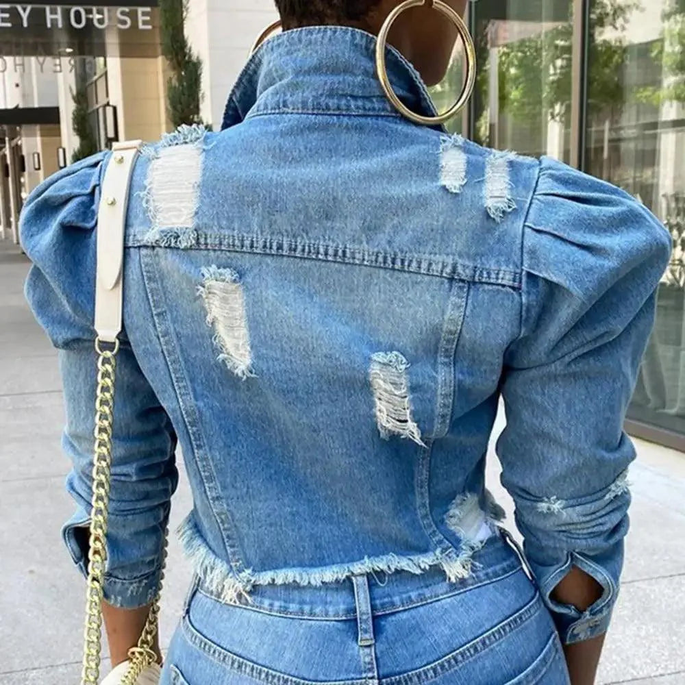 Nouvelles incroyables vestes en jean déchirées pour femmes, sexy, printemps, vintage, décontractées, courtes, à manches bouffantes, manteau d'hiver, streetwear