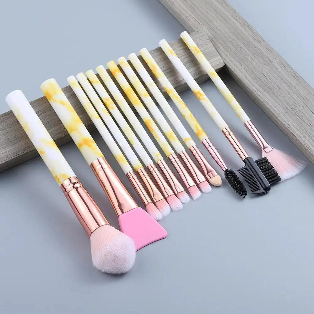 Nouvel Ensemble de Pinceaux de Maquillage Luxueux 12/8/5pcs Yeux Lèvres Sourcils Peigne Cils Éponge Pinceau Ombre à Paupières Silicone Masque Facial Contour Brosses Cosmétiques