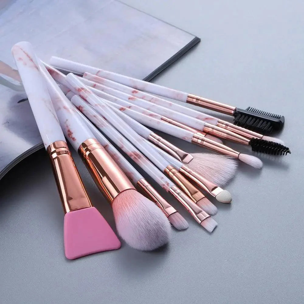 Nouvel Ensemble de Pinceaux de Maquillage Luxueux 12/8/5pcs Yeux Lèvres Sourcils Peigne Cils Éponge Pinceau Ombre à Paupières Silicone Masque Facial Contour Brosses Cosmétiques