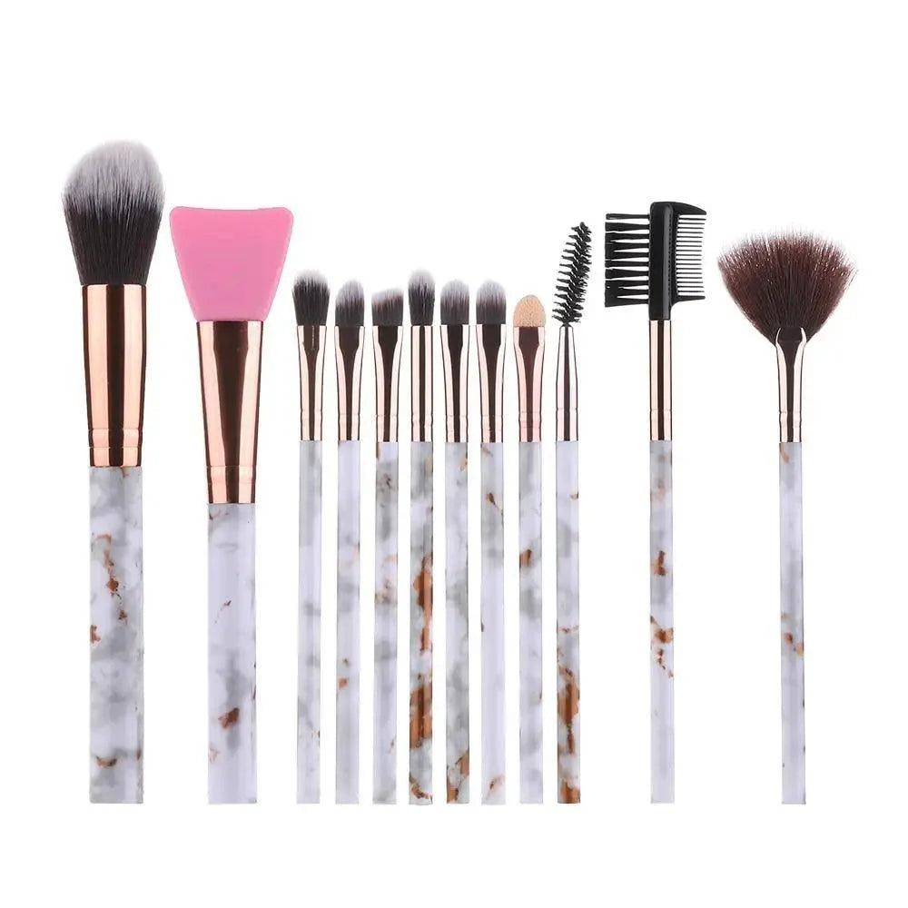 Nouvel Ensemble de Pinceaux de Maquillage Luxueux 12/8/5pcs Yeux Lèvres Sourcils Peigne Cils Éponge Pinceau Ombre à Paupières Silicone Masque Facial Contour Brosses Cosmétiques