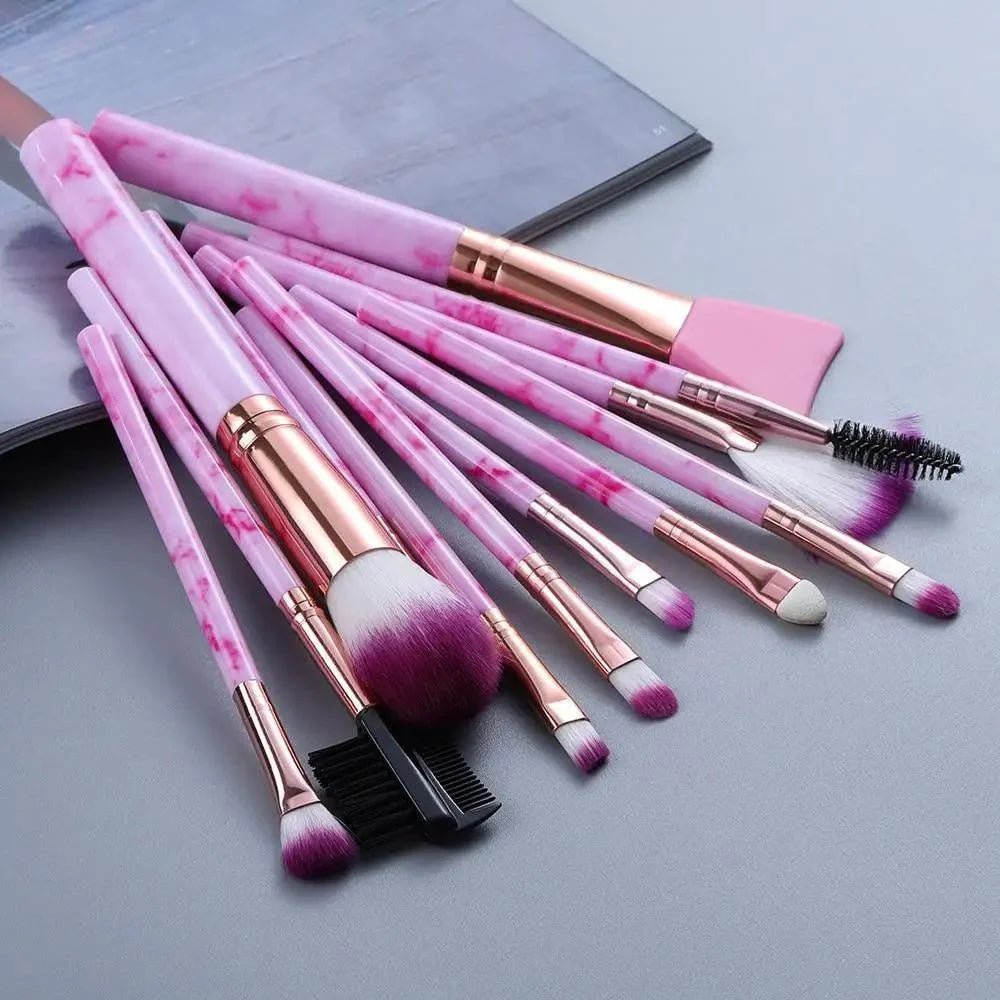 Nouvel Ensemble de Pinceaux de Maquillage Luxueux 12/8/5pcs Yeux Lèvres Sourcils Peigne Cils Éponge Pinceau Ombre à Paupières Silicone Masque Facial Contour Brosses Cosmétiques