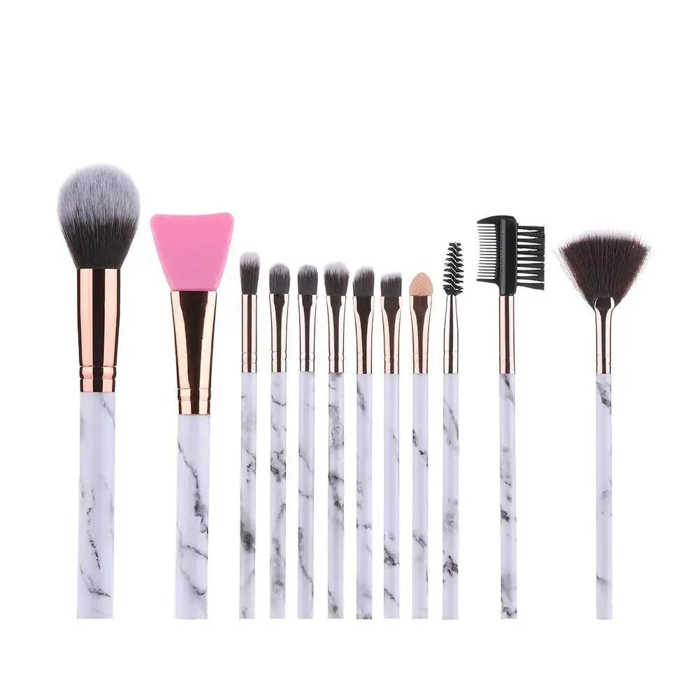 Nouvel Ensemble de Pinceaux de Maquillage Luxueux 12/8/5pcs Yeux Lèvres Sourcils Peigne Cils Éponge Pinceau Ombre à Paupières Silicone Masque Facial Contour Brosses Cosmétiques