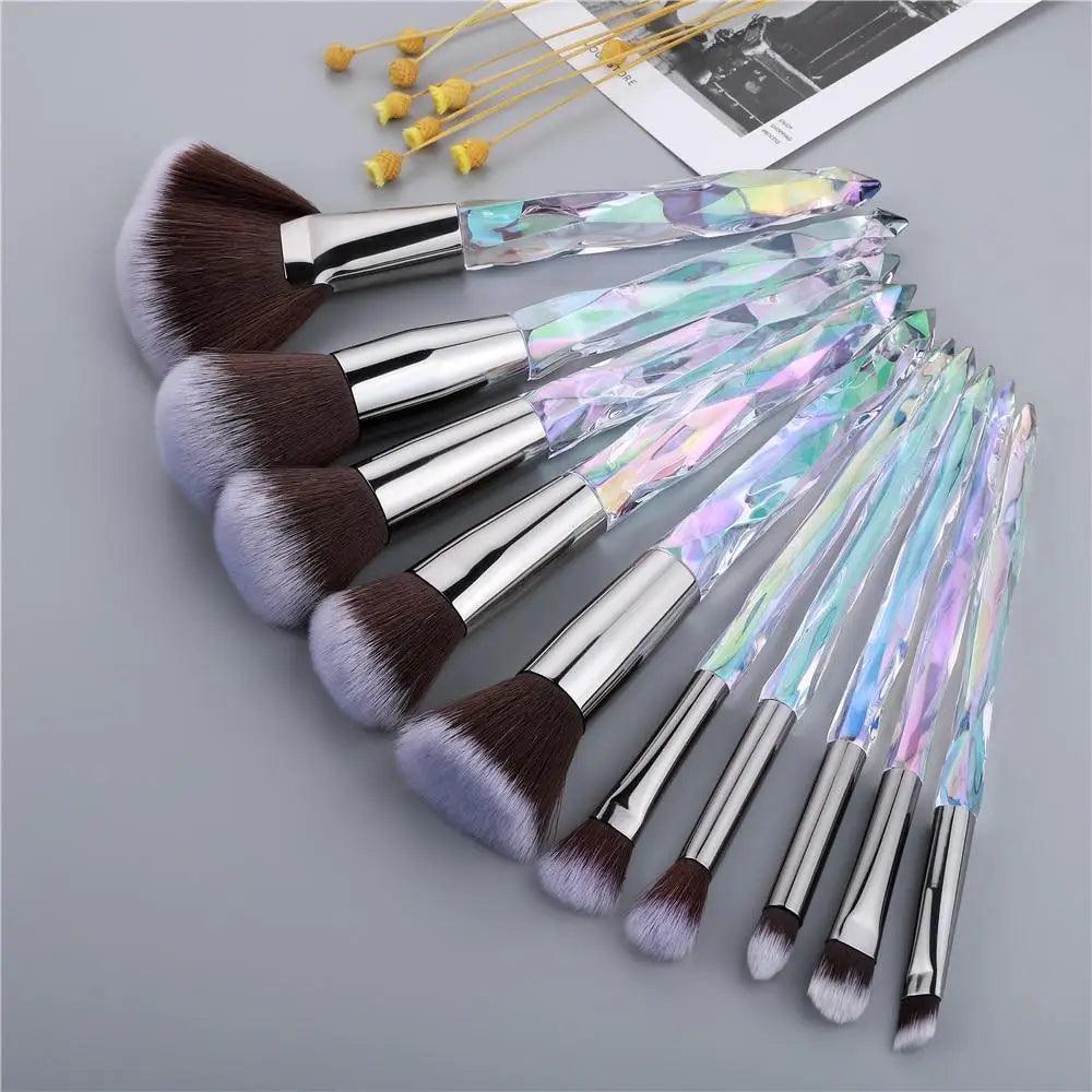 Nouvelle collection de pinceaux maquillage de luxe Cosmic Color : Pinceaux de luxe en cristal pour poudre, fond de teint, fard à paupières, sourcils et cosmétiques pour le visage. Set de pinceaux éventail.