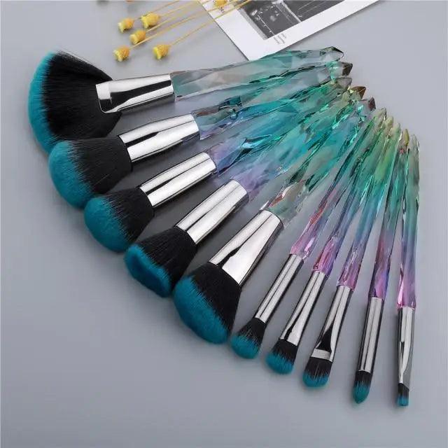 Nouvelle collection de pinceaux maquillage de luxe Cosmic Color : Pinceaux de luxe en cristal pour poudre, fond de teint, fard à paupières, sourcils et cosmétiques pour le visage. Set de pinceaux éventail.