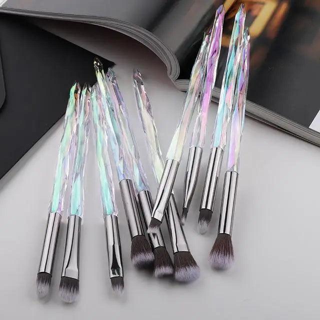 Nouvelle collection de pinceaux maquillage de luxe Cosmic Color : Pinceaux de luxe en cristal pour poudre, fond de teint, fard à paupières, sourcils et cosmétiques pour le visage. Set de pinceaux éventail.