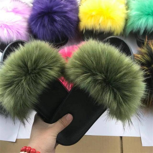 Nouvelles pantoufles de luxe moelleuses, chaudes, en fourrure, pour femme, sandales en peluche incroyables, chaussures chaudes et confortables, pantoufles moelleuses et chaudes, intérieures, confortables, en mousse à mémoire de forme, antidérapantes.