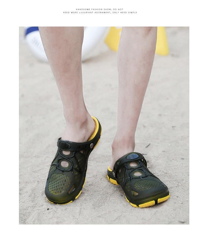 Nouvelles Sandales Homme Tongs d'Été Claquettes Chaussures Décontractées de Plage Extérieur Sandales Aquatiques Chaussures de Plage Extérieur Jardin Piscine Douche Sandales d'Été Claquettes d'Extérieur