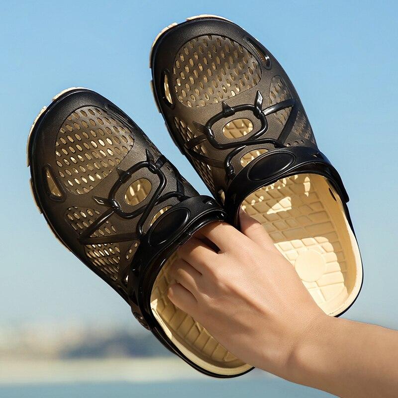 Nouvelles Sandales Homme Tongs d'Été Claquettes Chaussures Décontractées de Plage Extérieur Sandales Aquatiques Chaussures de Plage Extérieur Jardin Piscine Douche Sandales d'Été Claquettes d'Extérieur