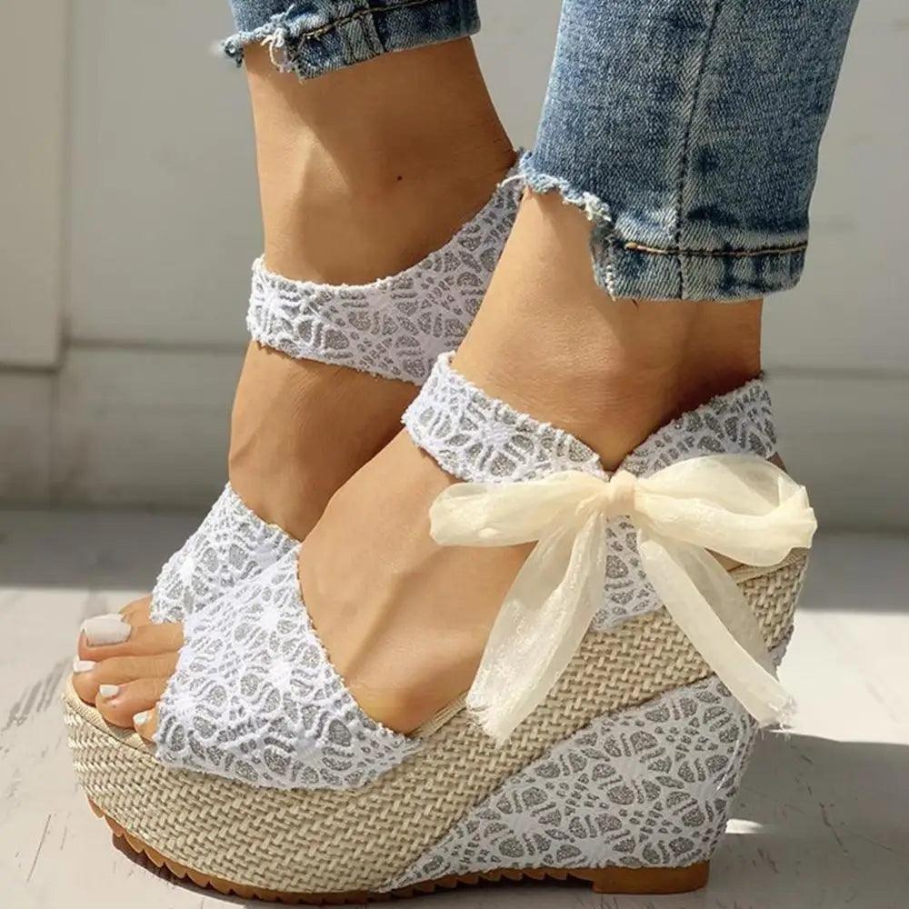 Nouvelles sandales à talons hauts en bois pour femmes, design élégant et moderne, chaussures d'été pour femmes