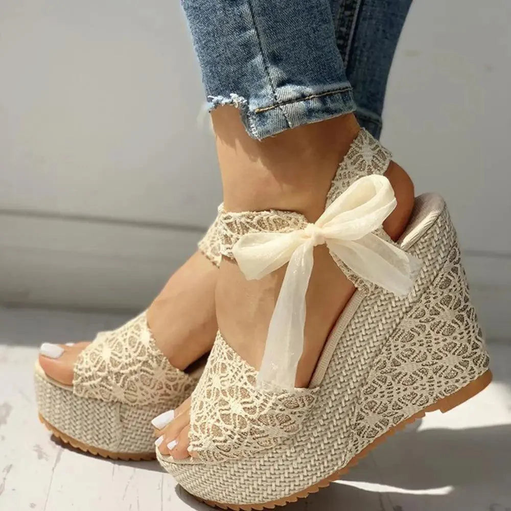 Nouvelles sandales à talons hauts en bois pour femmes, design élégant et moderne, chaussures d'été pour femmes