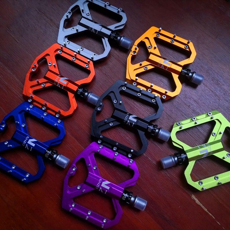 Nouvelles pédales de vélo antidérapantes VTT plates en alliage 9/16 3 roulements pour vélos de route, pédales de VTT, pédales de vélo plates 9/16 légères, pédales de vélo de route à roulements scellés en fibre de carbone