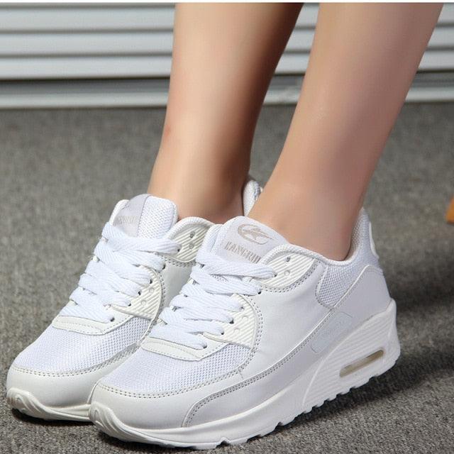Nouvelles baskets rouges pour femmes Chaussures décontractées Mode Printemps Baskets femme légères Chaussures de sport Tennis Marche Athlétique Décontractées