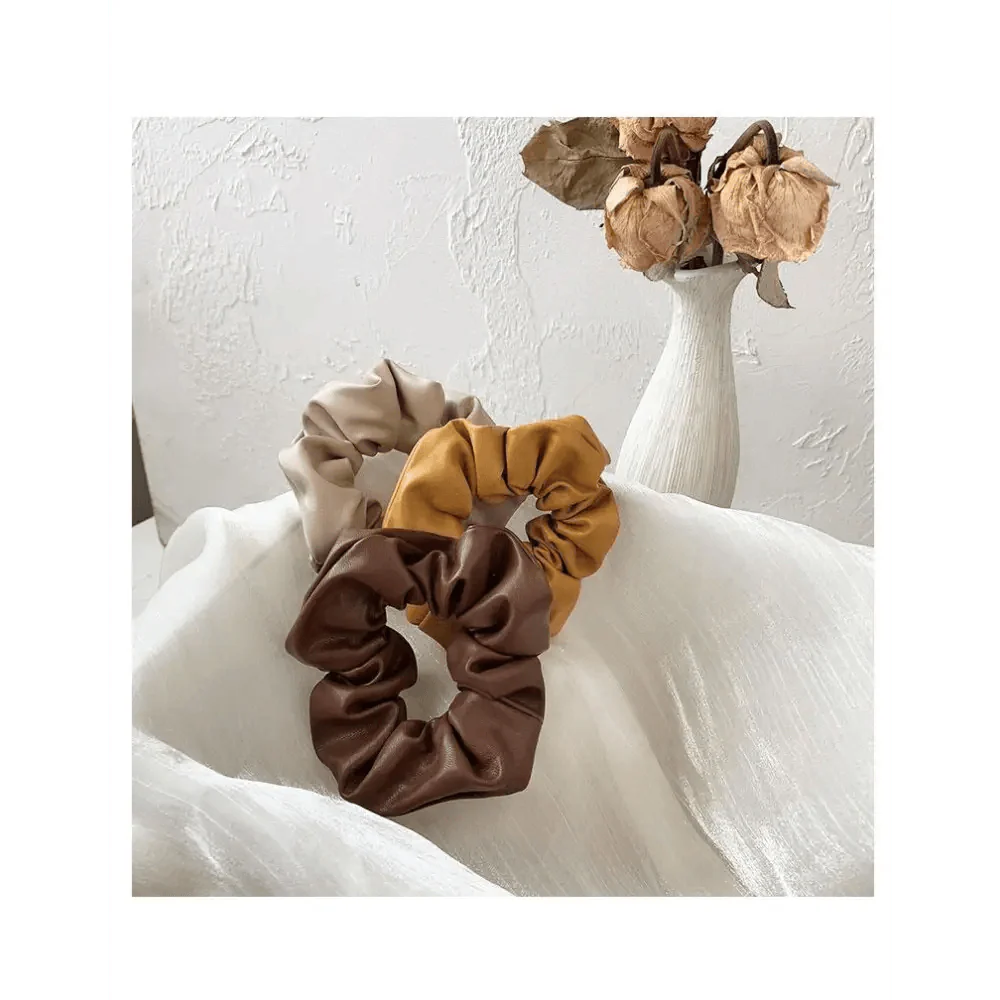 Nouvel élastique à cheveux en cuir PU rouge Automne Grandes filles Hiver Confortable Serre-tête Queue de cheval Forte élasticité Accessoires pour cheveux Femme
