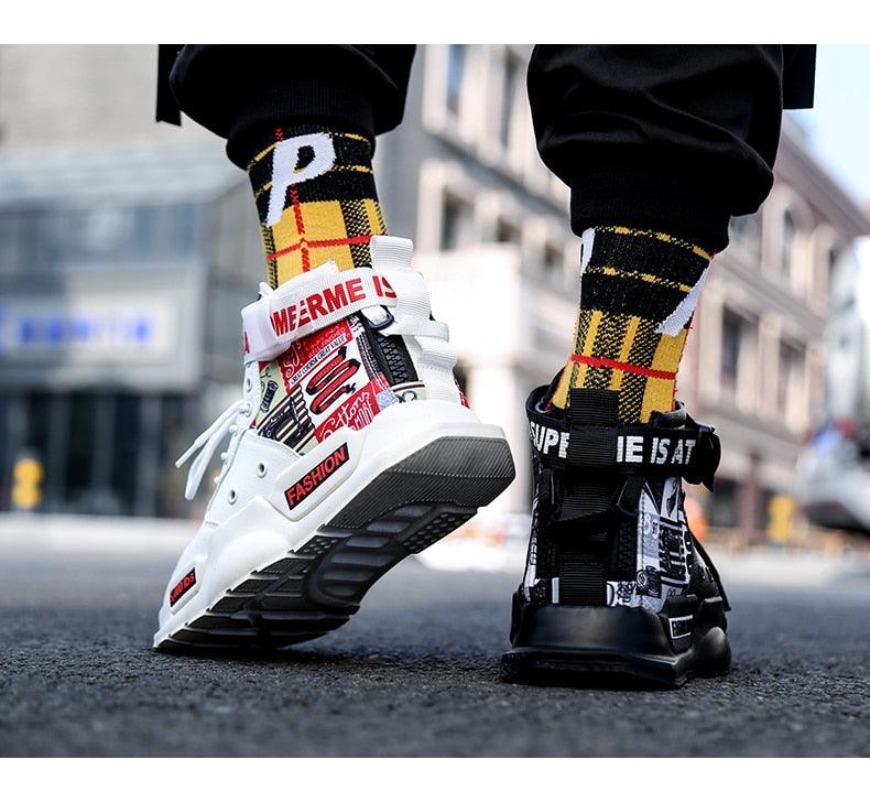Nouvelles baskets de sport pour hommes de haute qualité, respirantes, légères, rouges, de luxe, de mode, de course, antidérapantes, de tennis, de sport, athlétiques, de marche, d'entraînement
