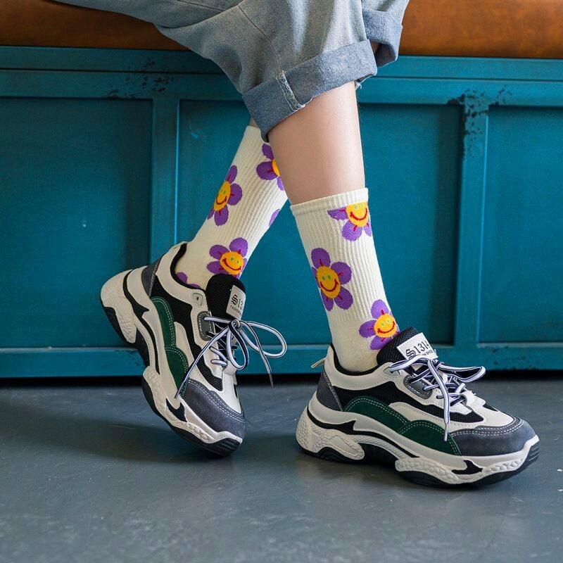 Nouvelles chaussettes de dessin animé à fleurs pour femmes Chaussettes Kawaii Respirantes Printemps Automne Chaussettes décontractées Belles chaussettes pour femmes