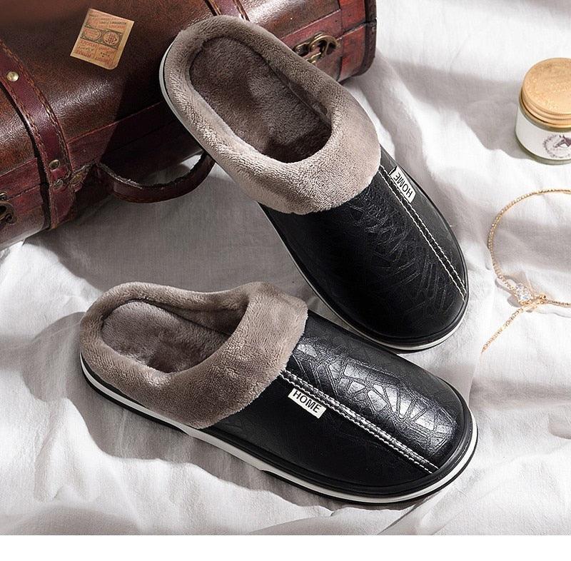 Nouvelles pantoufles d'hiver en cuir PU mignonnes en peluche pour femmes et hommes, chaussures décontractées chaudes et moelleuses, pantoufles d'intérieur douces et confortables en mousse à mémoire de forme pour hommes