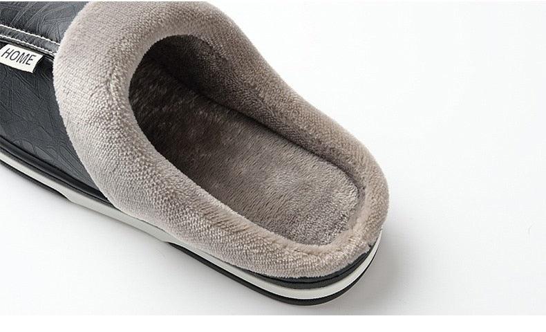 Nouvelles pantoufles d'hiver en cuir PU mignonnes en peluche pour femmes et hommes, chaussures décontractées chaudes et moelleuses, pantoufles d'intérieur douces et confortables en mousse à mémoire de forme pour hommes