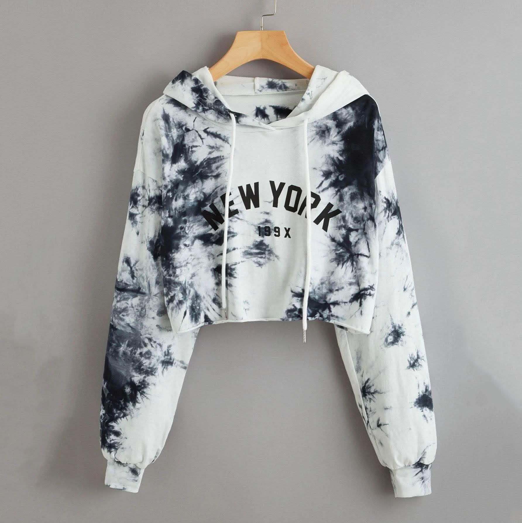 Sweat à capuche court tie-dye New York Graphic