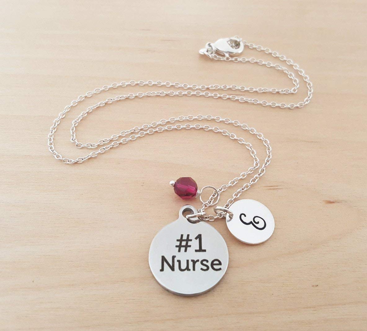 #1 Collier personnalisé en argent sterling avec breloque d'infirmière