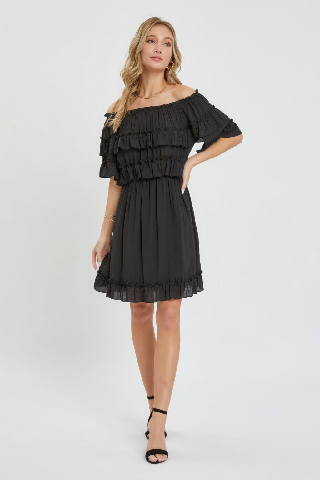 Robe à volants épaules dénudées