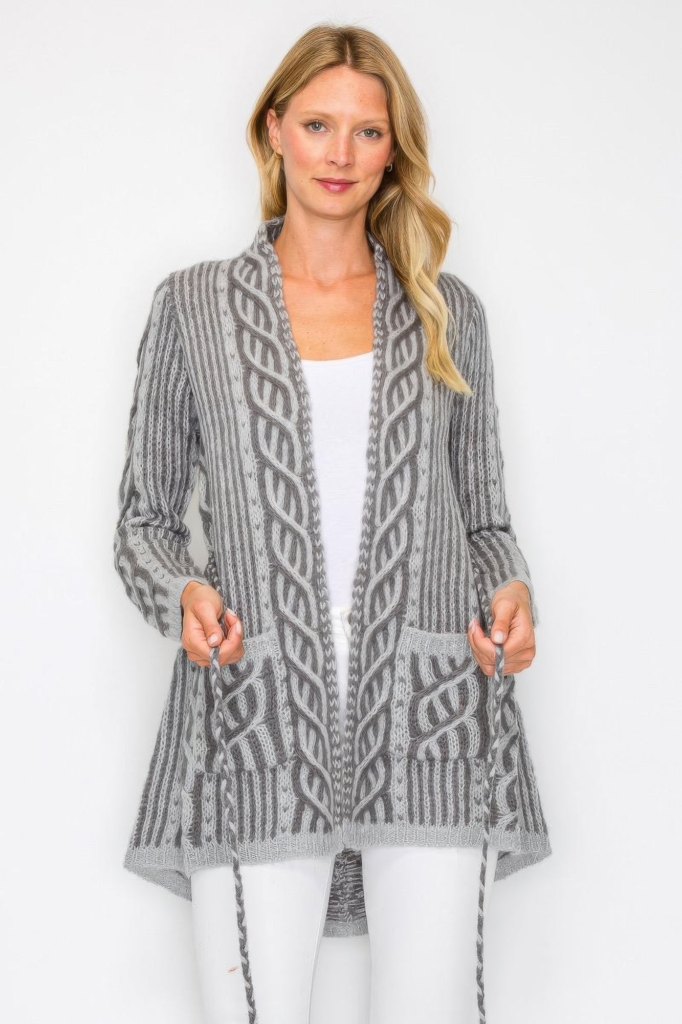 Gilet en maille ouvert avec ceinture à nouer et poche avant