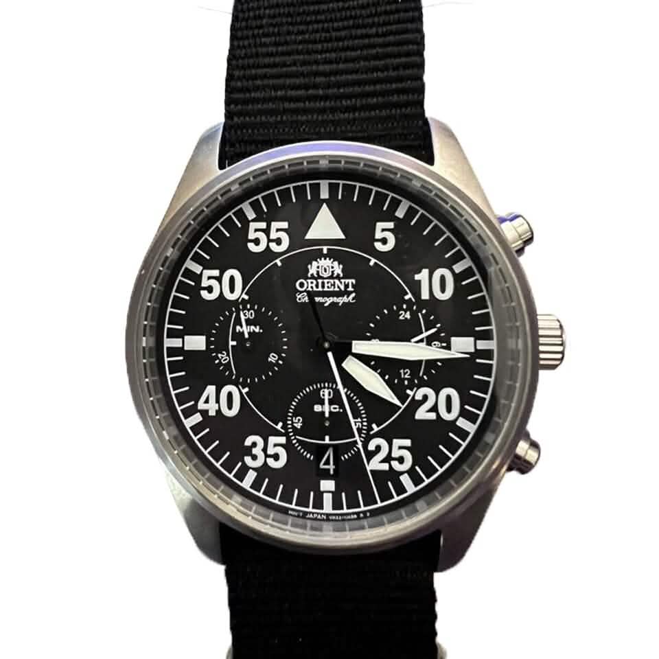 ORIENT VR32-UAB0 Montre Homme à Quartz-Chronographe avec Date (Reconditionnée)