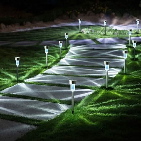 Lampes solaires LED extérieures et lampes LED de jardin