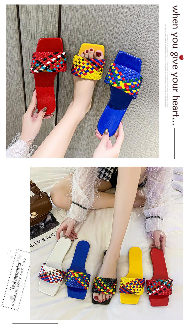 Chaussons de Luxe pour Femmes, Design Charmant, Sandales Plates de Plage à Bout Ouvert, Tongs Décontractées pour Femmes, Sandales Plates à Enfiler, Sandales Plates à Lanières en Cuir