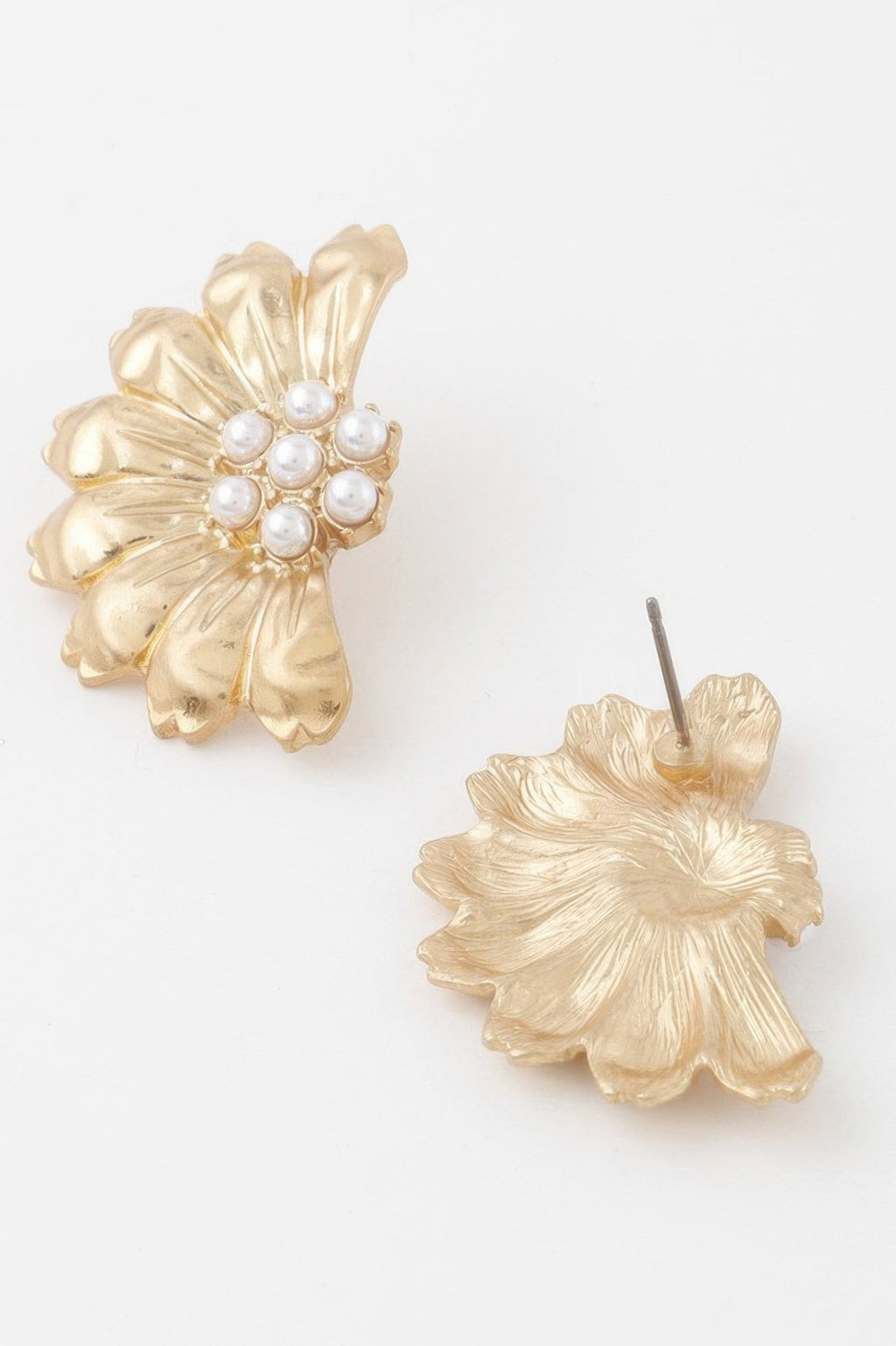 Boucles d'oreilles perles demi-fleurs
